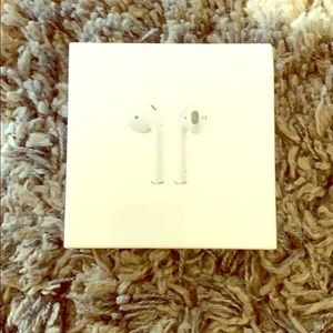 Brand new Apple Airpods